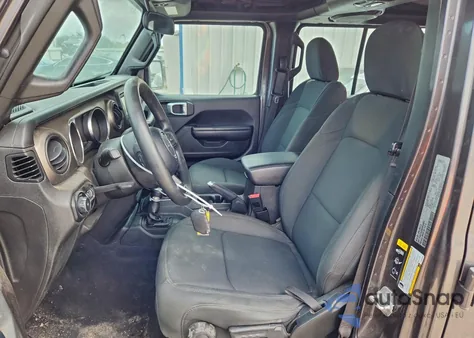 2021 Jeep Wrangler Unlimited Sport z USA, uszkodzony, nr VIN 1C4HJXDG3MW530966